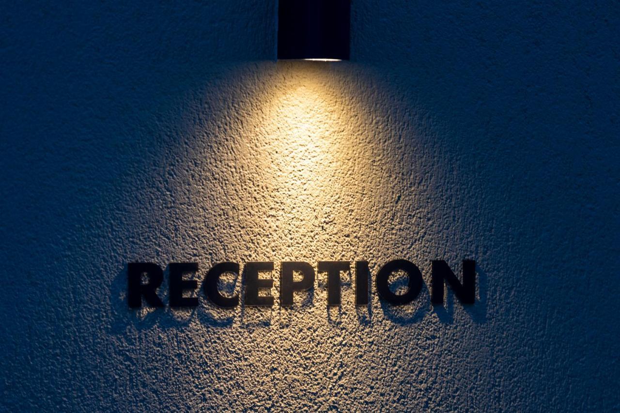 Pachis Escape Suites Екстер'єр фото
